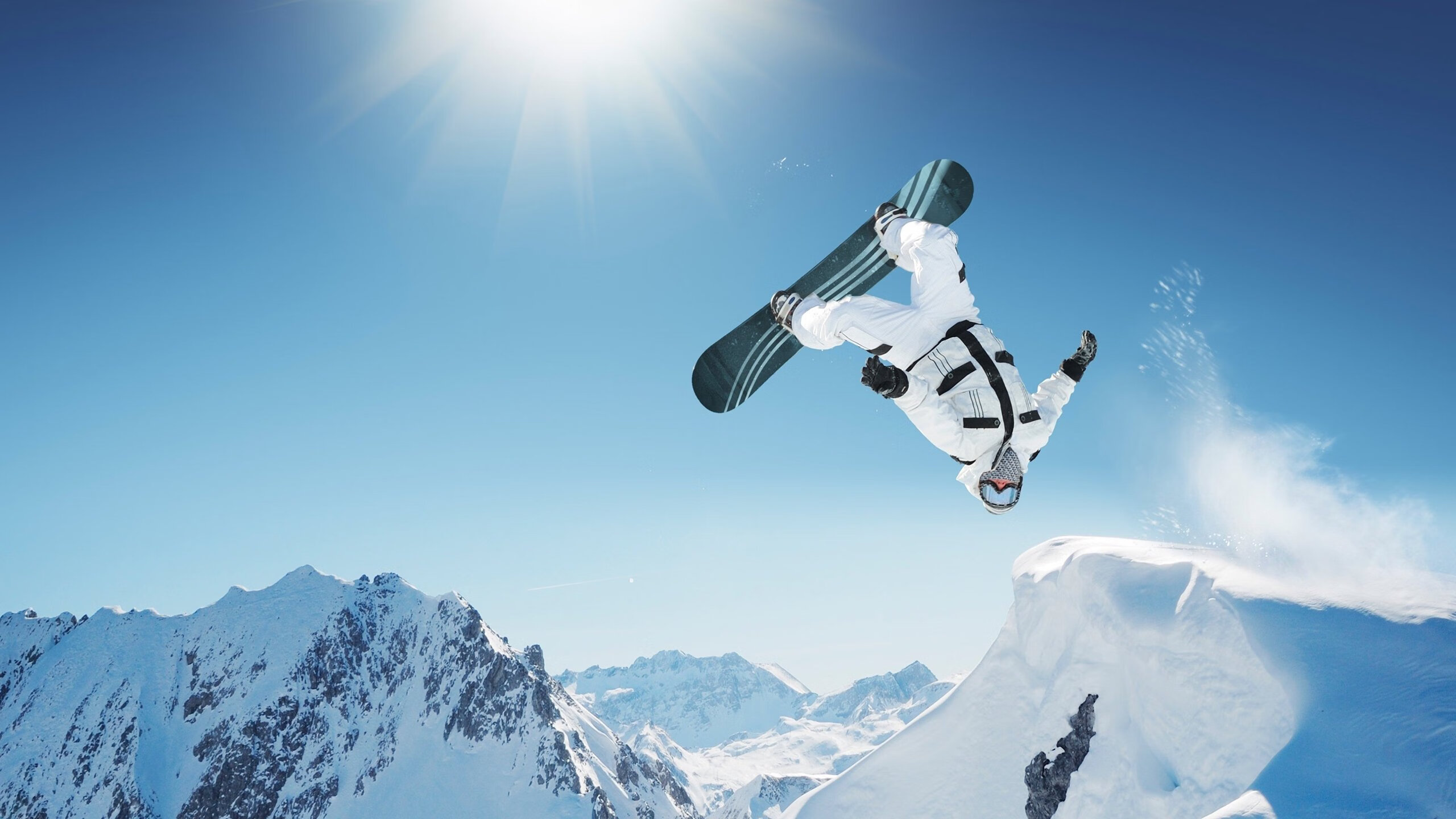 男子仰泳划频表现突出,仰泳划手视频