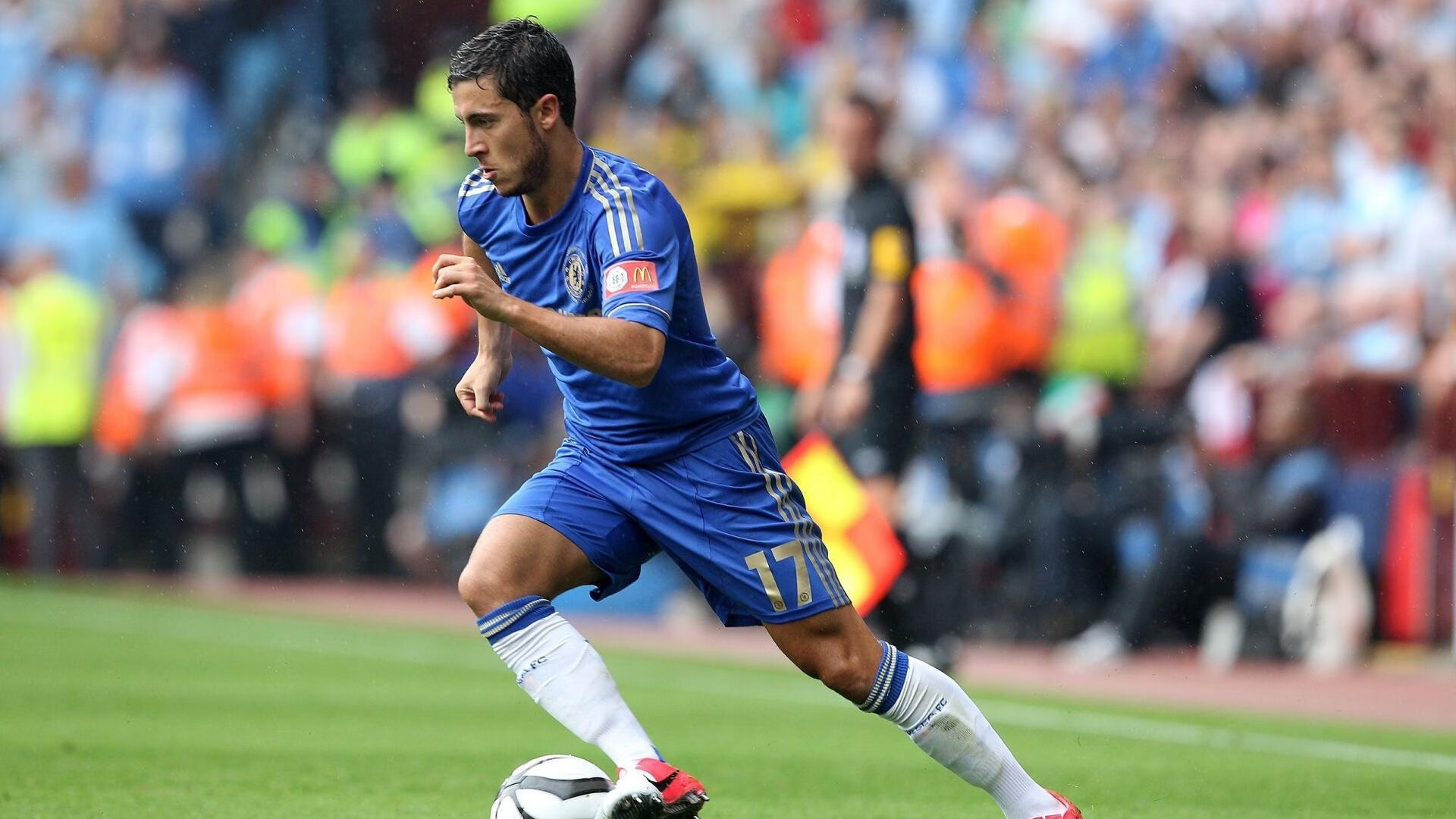 球队在欧洲杯中以严密防守见长，稳步推进，欧洲杯参赛球队分析